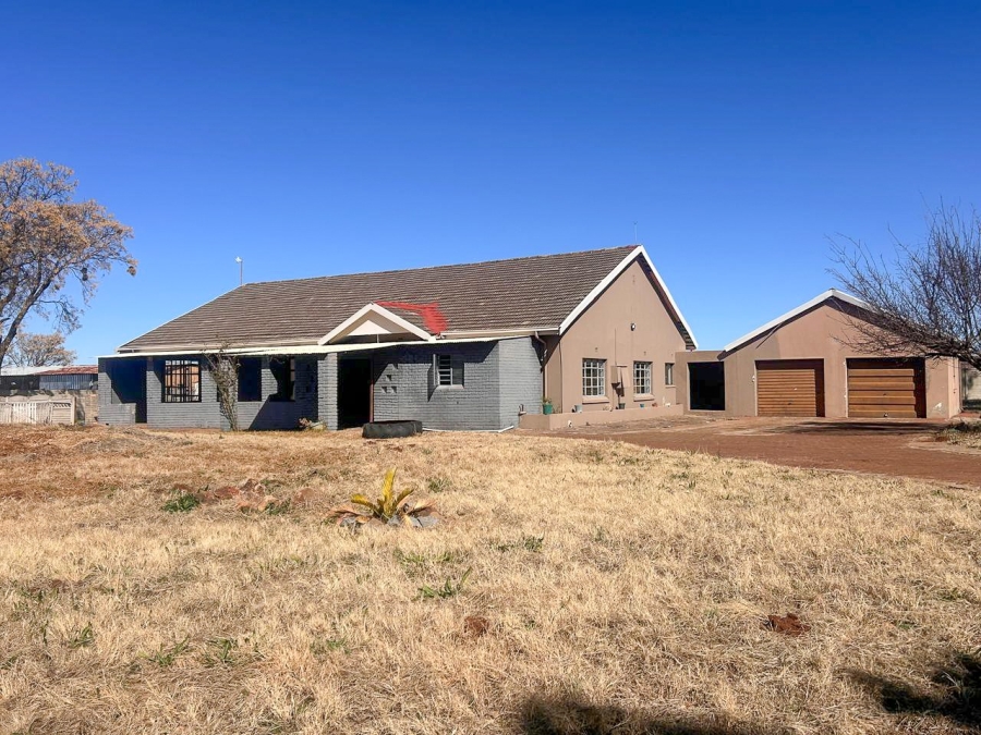3 Bedroom Property for Sale in Lindequesdrif North West
